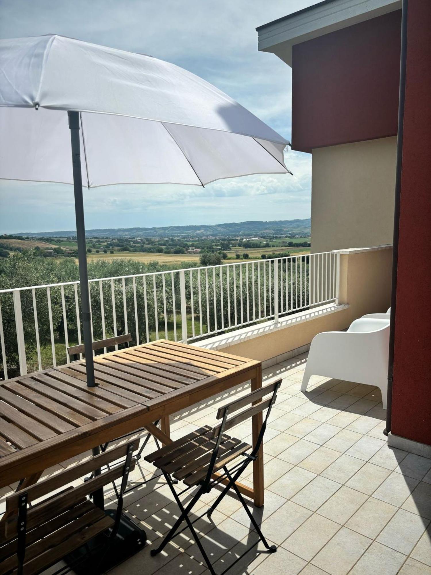 Olea B&B Montecosaro  Buitenkant foto